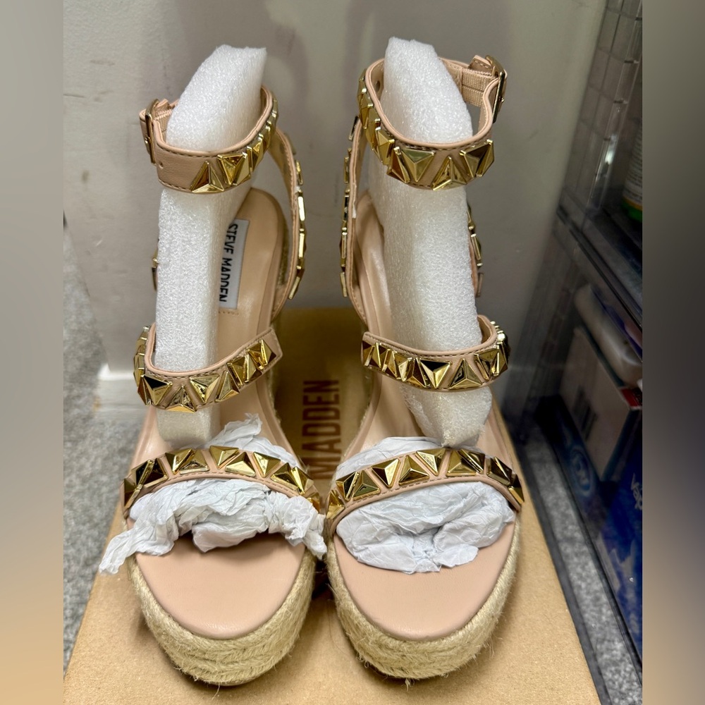 Steve Madden Gold Embellished Women's Sandals